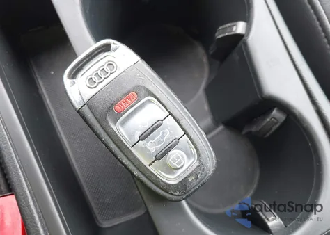 2016 Audi A4 2.0T Premium из США, поврежденный, VIN WAUFFAFL5GN013417